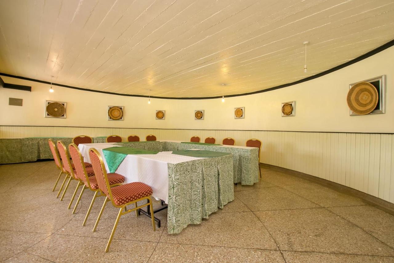Green Hills Hotel Nyeri Exterior photo