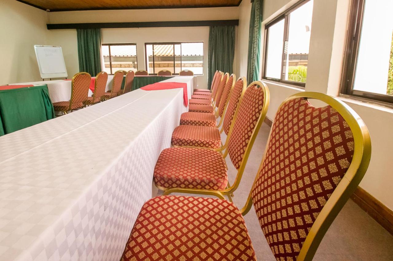 Green Hills Hotel Nyeri Exterior photo