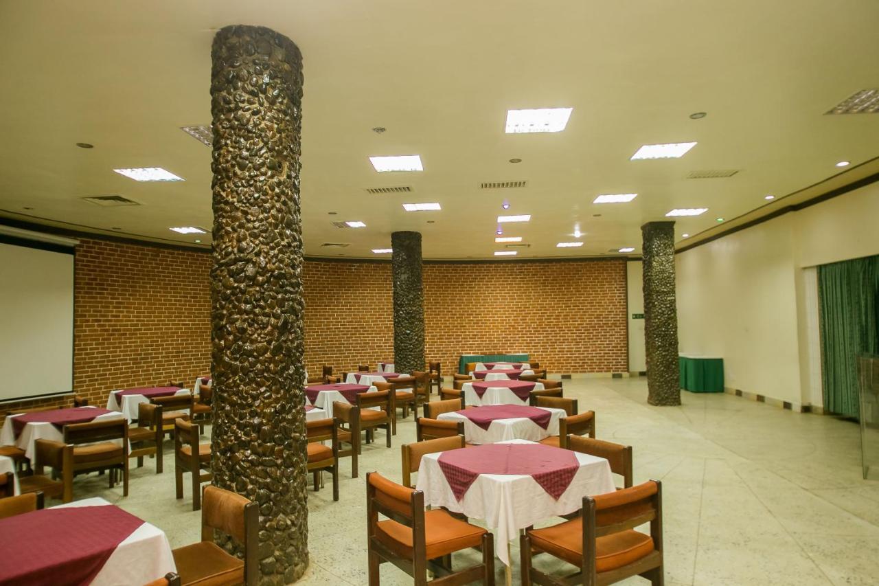 Green Hills Hotel Nyeri Exterior photo