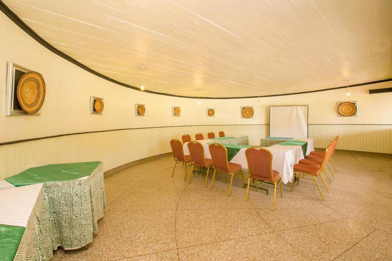 Green Hills Hotel Nyeri Exterior photo