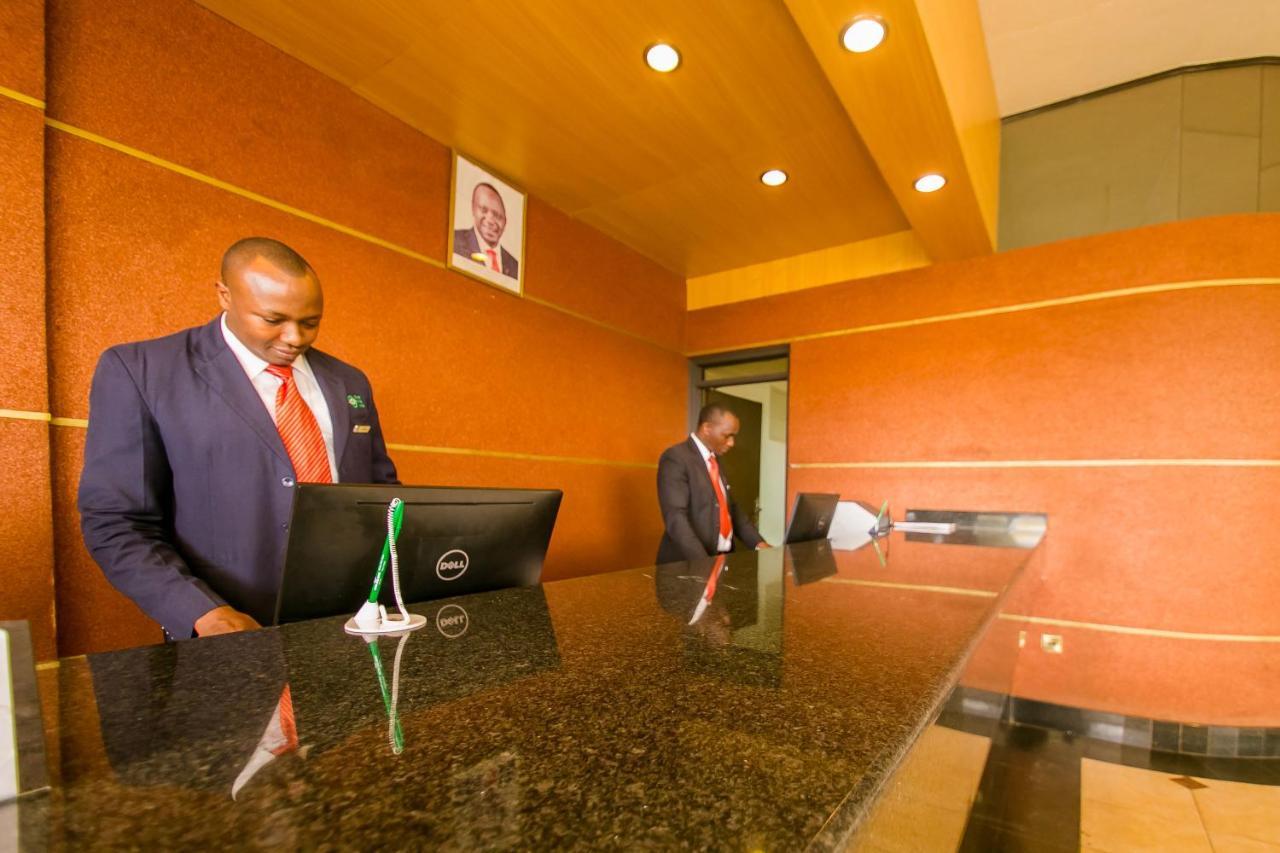 Green Hills Hotel Nyeri Exterior photo