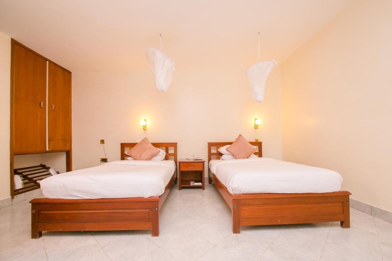 Green Hills Hotel Nyeri Exterior photo